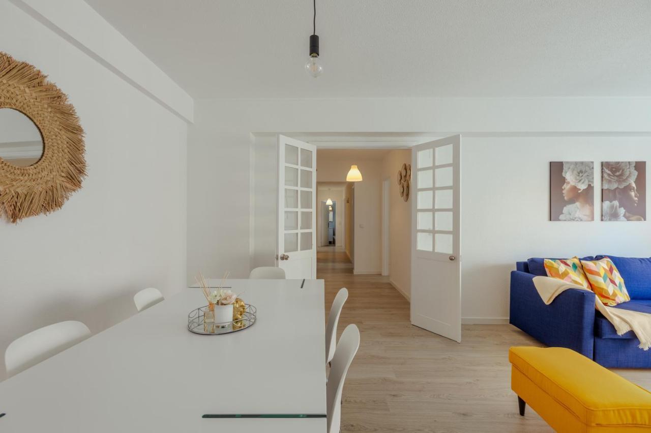 Elegant 3 Bedroom Apt - City Centre - Garage - Metro Lisbon Luaran gambar